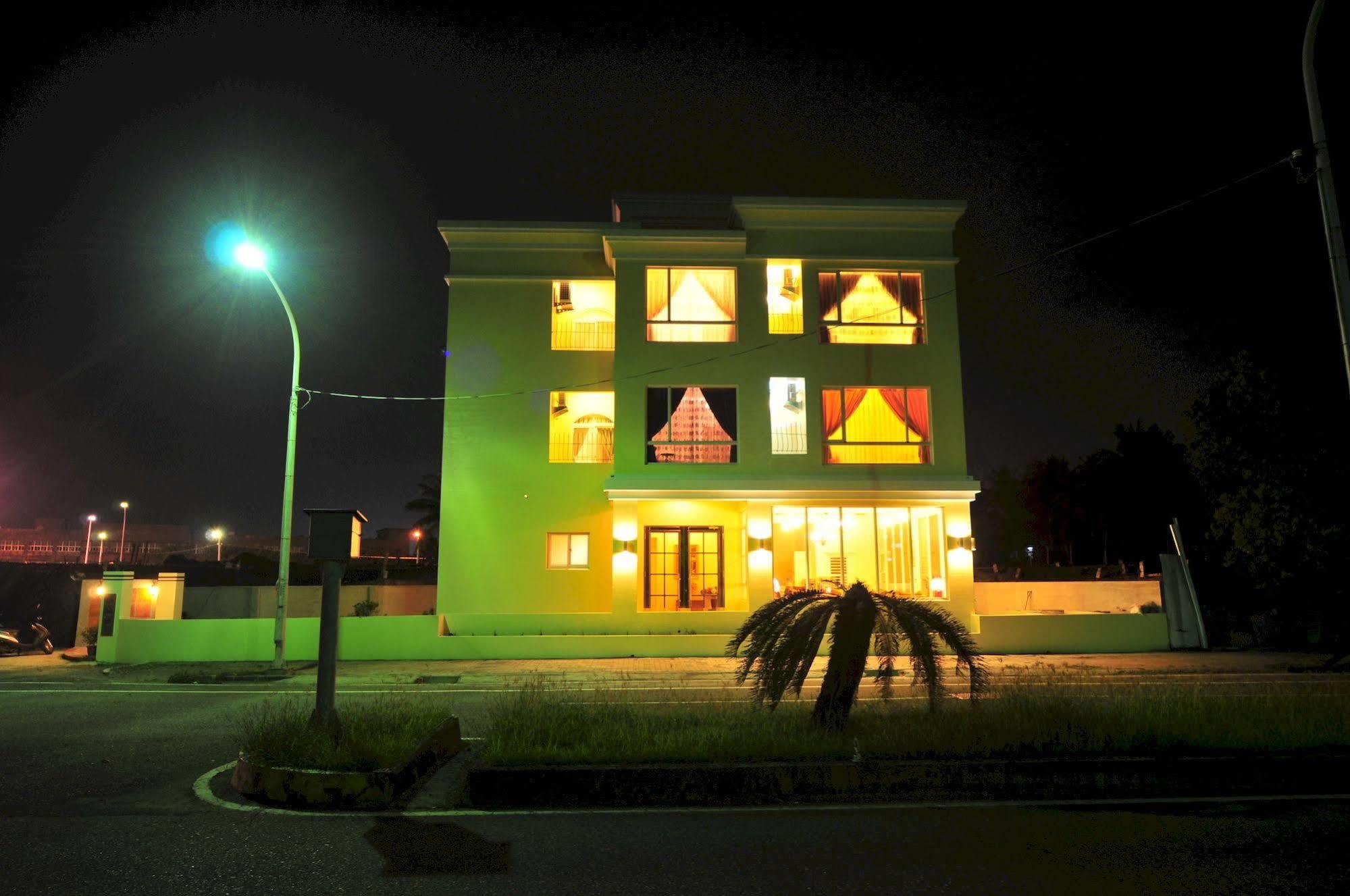 Full Sun House - Peng'S Family Apartamento T'ai-tung Exterior foto
